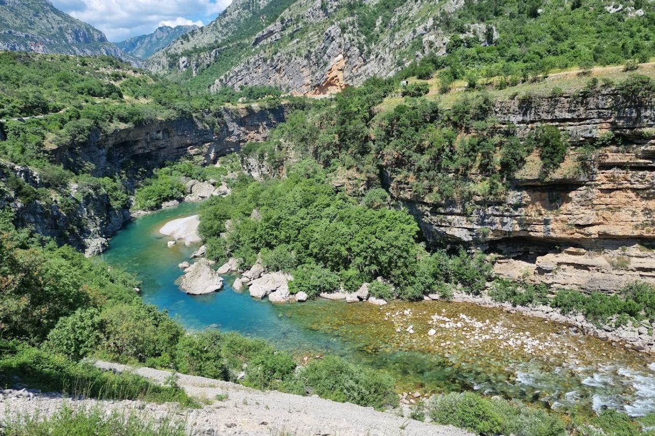 Kanion Moraca - Wycieczki fakultatywne Czarnogóra